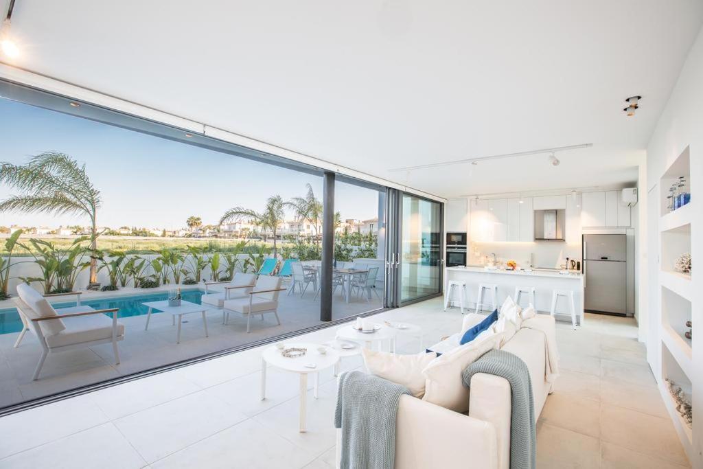 The White H Villa, Protaras, Fresh And Peaceful Paralimni Exterior foto