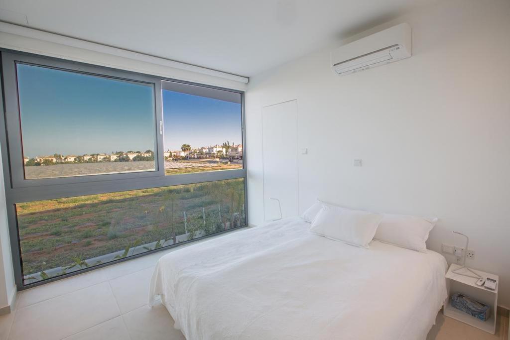 The White H Villa, Protaras, Fresh And Peaceful Paralimni Exterior foto